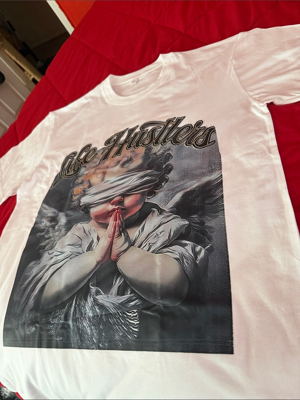 No Days Off!! Graphic Tee with Praying Angel Mens Sz Lg